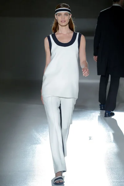 Look 46